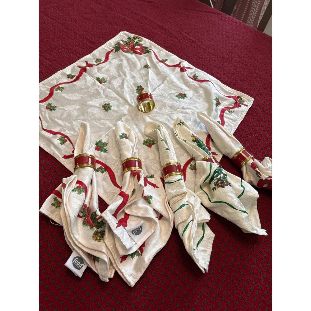 Food Network Christmas Table Linens Red Woven Tablecloth Napkins Rings 64